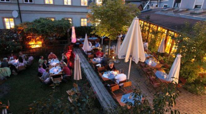 Karpfenhotel & Herrenhaus Im Gasthaus Sindel-Buckel Feuchtwangen Eksteriør billede